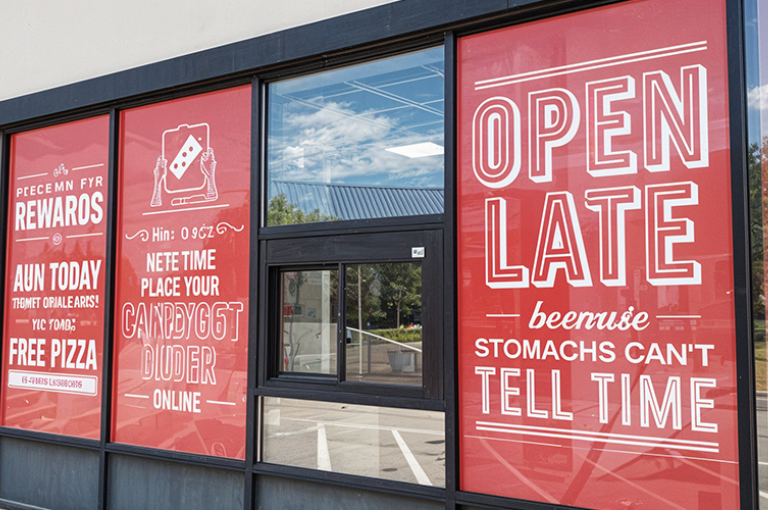10 Creative Ways to Use Window Signs for Promotions